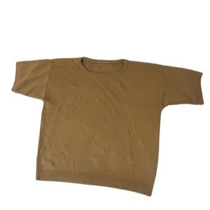 brown short sleeve sweater